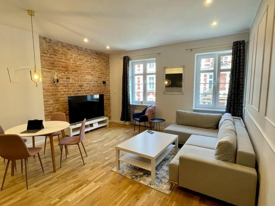 Luxury Apartment In Gliwice Near Town Square Zewnętrze zdjęcie